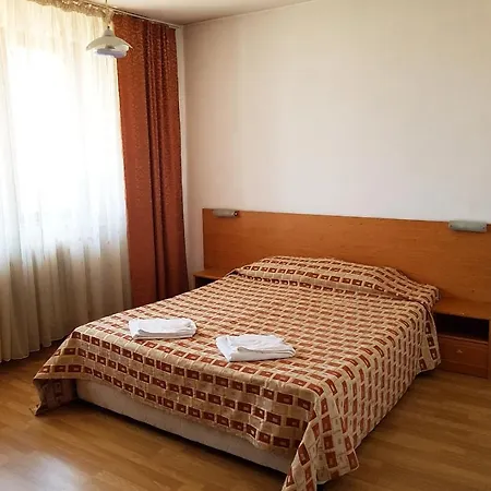 Family House Oreha בית הארחה בנסקו