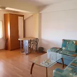 Family House Oreha 반스코