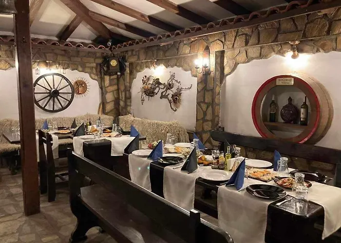 Πανσιόν Family House Oreha